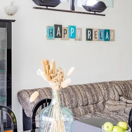 Do Conde Sea House *