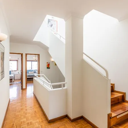 Do Conde Sea House *